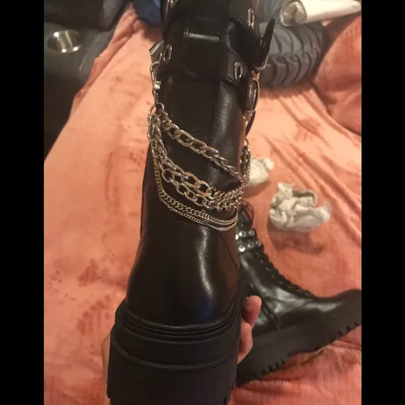 ZARA LEATHER COMBAT BOOTS BLACK WITH ZIPPER &amp; LACE