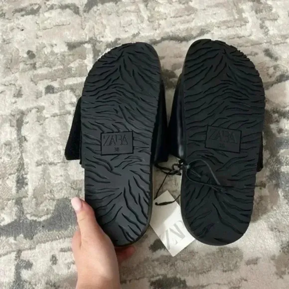 Zara low heel black quilted jute sandals 7.5