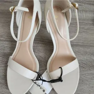 ZARA NEW WOMEN'S HEELED ANKLE BRACELET SANDALS BUCKLED ANKLE STRAP CLOSURE  7,5
