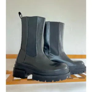 Zara Tall Black Lug Sole Chelsea Boots