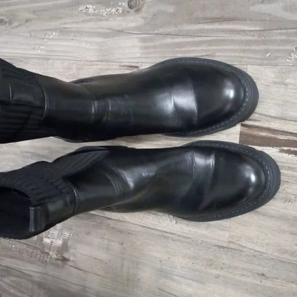 ZARA Women's Chelsea Boots Lether Elastic Detail Track Soles Sack Boot Sz 6.5