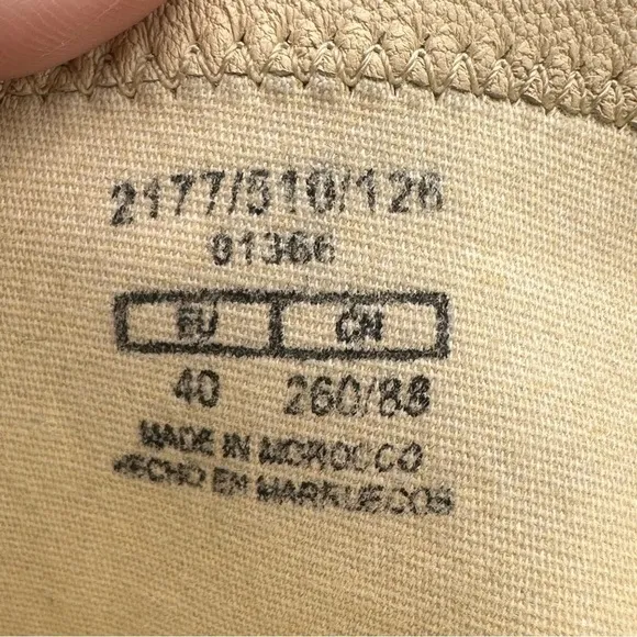 Zara Womens EU 40/ US 9.5 Platform Chelsea Combat Boots Ivory Cream Pull On